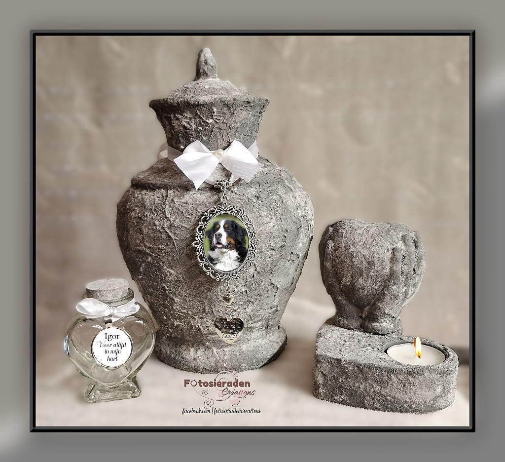 Handmade urnen setjes voor dieren met foto en bewaarflesje., Dieren en Toebehoren, Honden-accessoires, Ophalen of Verzenden, Nieuw