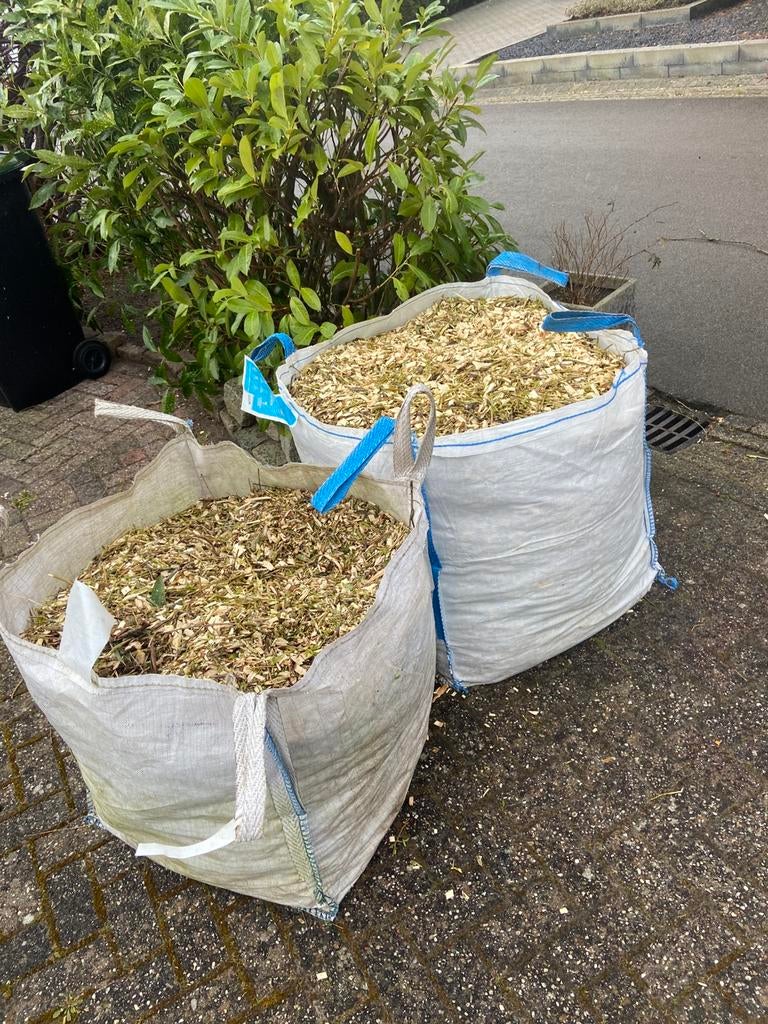 Houtsnippers, Ophalen, Zo goed als nieuw