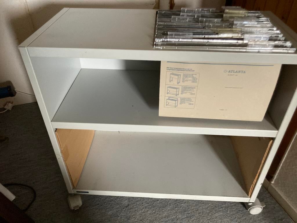 Hangmappenkastje, Huis en Inrichting, Kasten | Roldeurkasten en Archiefkasten, Ophalen, Gebruikt, Handig, naast hangmappen kan nog iets op bovenblad staan