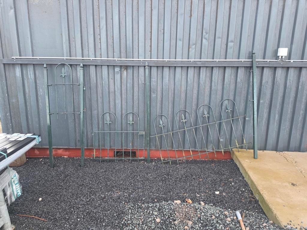 Groen ijzeren hekwerk met poort, Ophalen of Verzenden