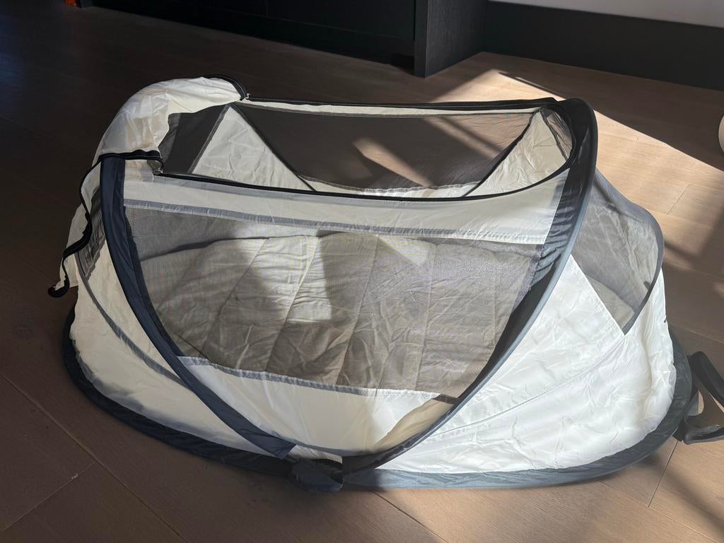 Deryan baby bed/Tent - Ideaal voor onderweg, Ophalen of Verzenden, Zo goed als nieuw