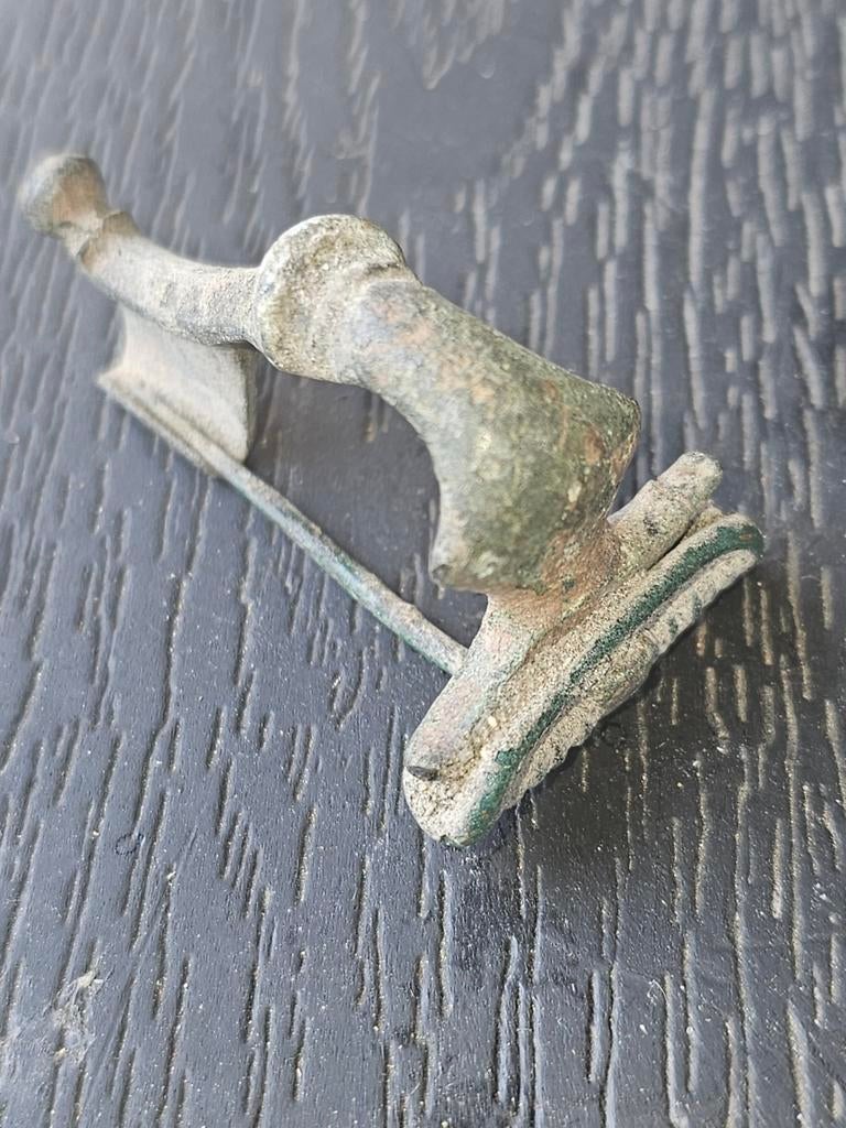 Bodemvondst Romeinse fibula, Ophalen of Verzenden