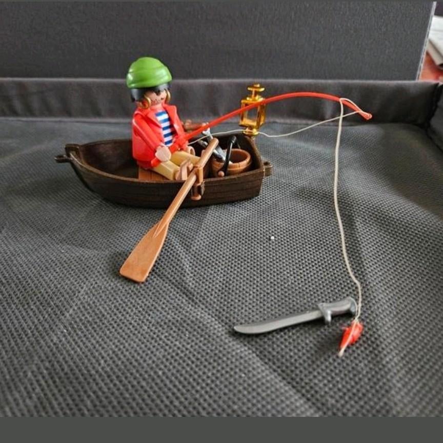 Playmobil piraat met roeiboot., Ophalen of Verzenden, Zo goed als nieuw, Los playmobil