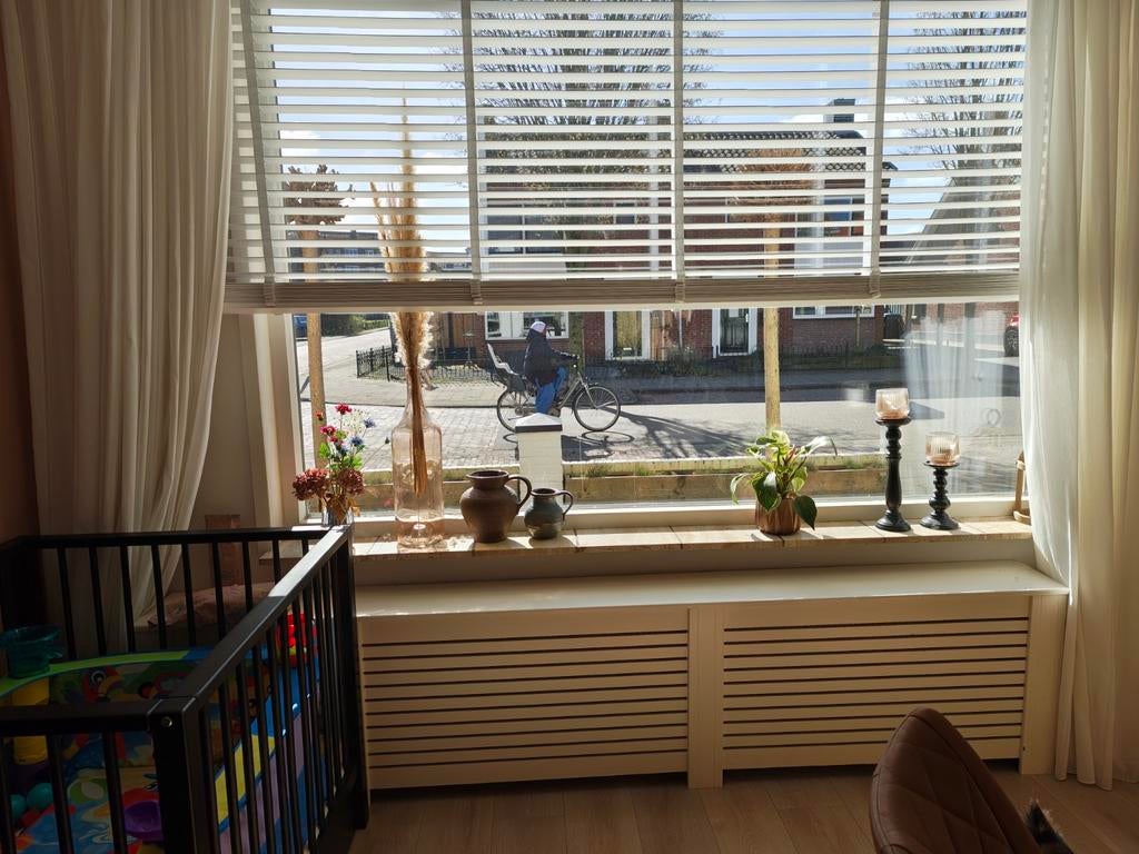 Witte brede houten jaloezieën, Huis en Inrichting, Stoffering | Gordijnen en Lamellen, Ophalen