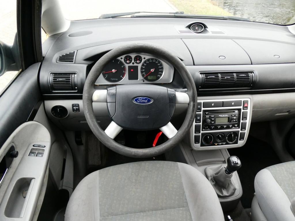 Ford Galaxy 2.0-8V 7-Persoons Airco 2e eigenaar APK 2027 RUI, Voorwielaandrijving, 1998 cc, Stof, 4 cilinders