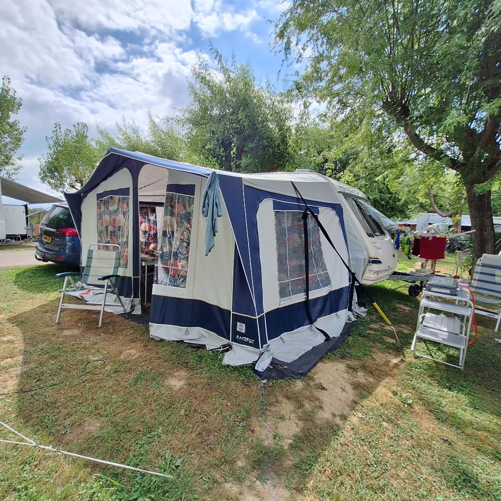 Walker voortent omloopmaat 870 cm (maat 9), gebruikt, Ophalen, Gebruikt, Walker Campingstyle