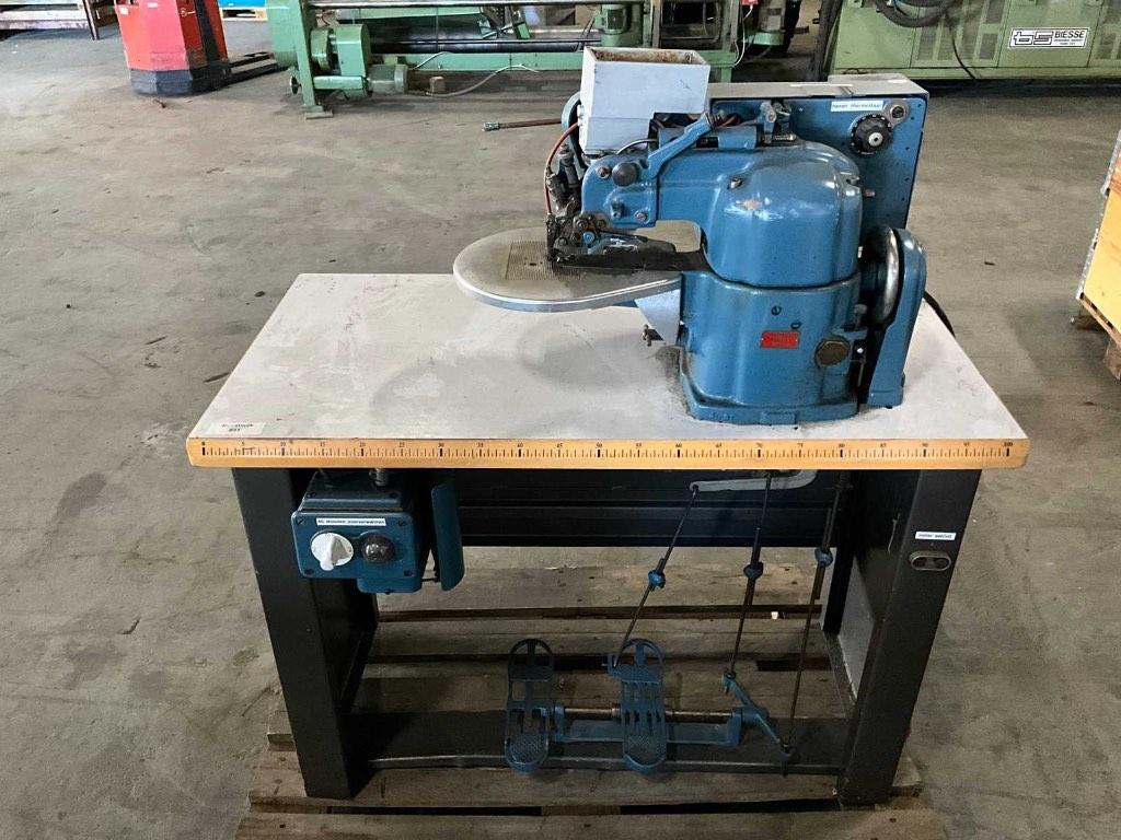 Lijm- persmachine t.b.v. schoenreparatie, Ophalen, Gebruikt