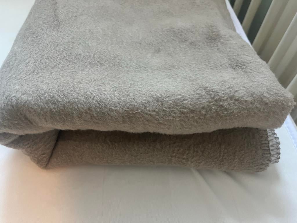 Prenatal katoenen deken off white en bruin 120x160 cm, Ophalen of Verzenden, Zo goed als nieuw, 100 cm of meer, Deken