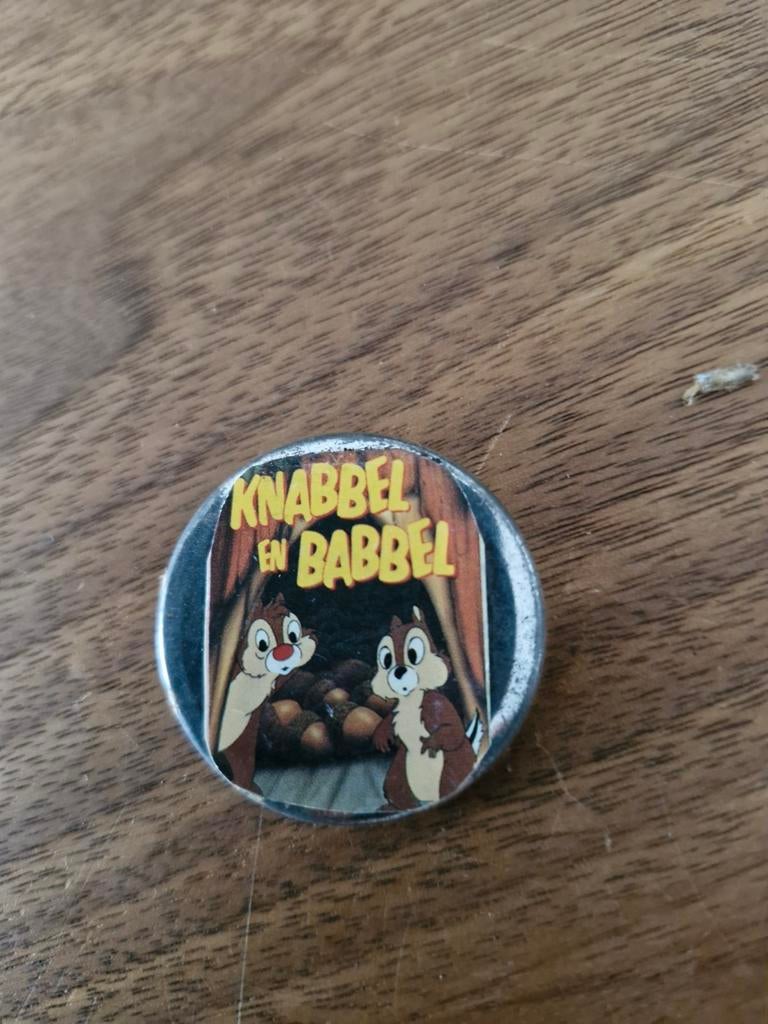 303 Knabbel en Babbel Button, Verzamelen, Ophalen of Verzenden