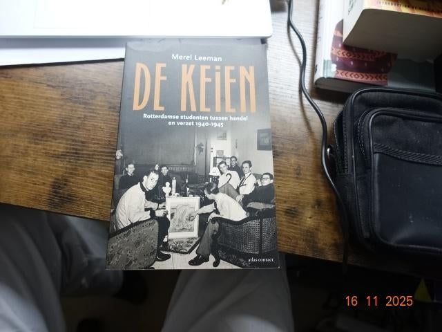 De Keien....Merel Leeman, Boeken, Ophalen, Zo goed als nieuw, Nederland