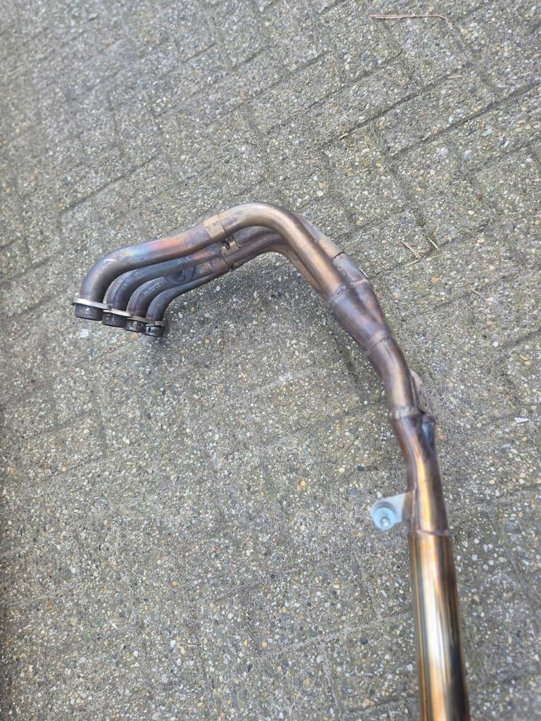 Uitlaat Suzuki GSXR 750, Ophalen