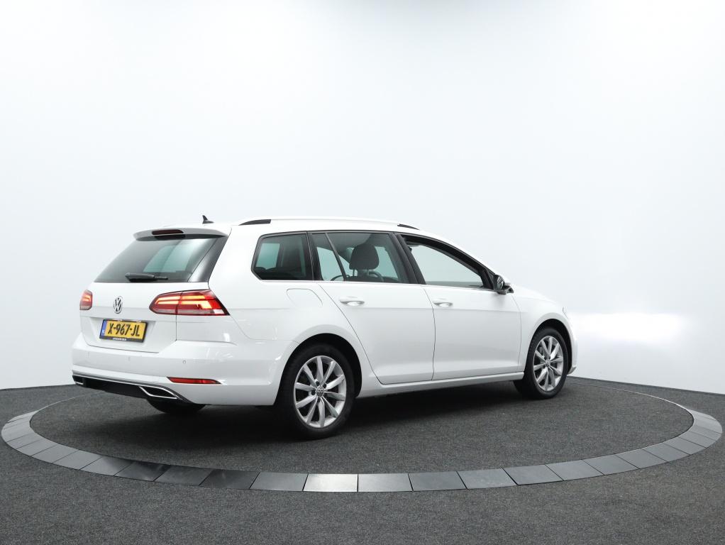Volkswagen Golf 1.5 TSI Highline Automaat | Navigatie | Came, 12 maanden, Stof, Euro 6, 4 cilinders
