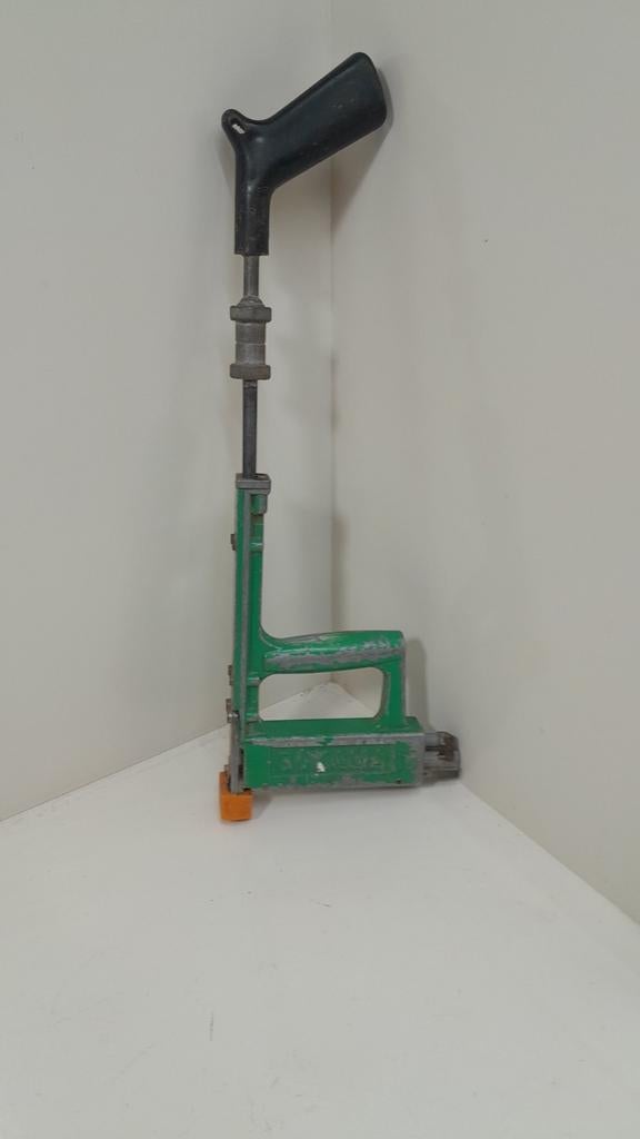 Handtacker platennagelaar handnieter bukama ro 430 tacker, Doe-het-zelf en Verbouw, Ophalen of Verzenden, Gebruikt