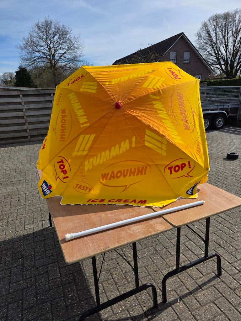 Mio ice cream parasol, Fietsen en Brommers, Ophalen