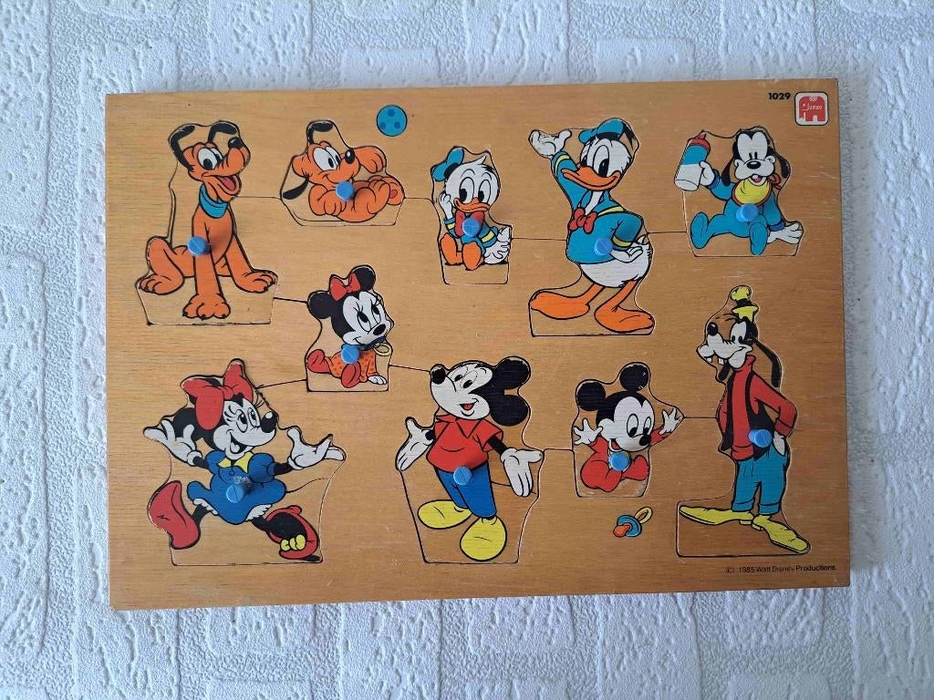 Houten dopjespuzzel knopjespuzzel Disney 10 stukjes, Kinderen en Baby's, Speelgoed | Houten speelgoed, Ophalen of Verzenden, Gebruikt
