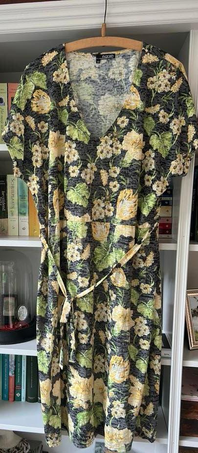 Norah jurk maat 44 zgan, Kleding | Dames, Jumpsuits, Ophalen of Verzenden, Zo goed als nieuw, Maat 42/44 (L), Zwart