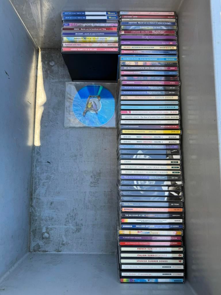 Diverse CD’s, Huis en Inrichting, Woonaccessoires | Cd- en Dvd-rekken, Ophalen, Zo goed als nieuw, Kunststof, Cd's