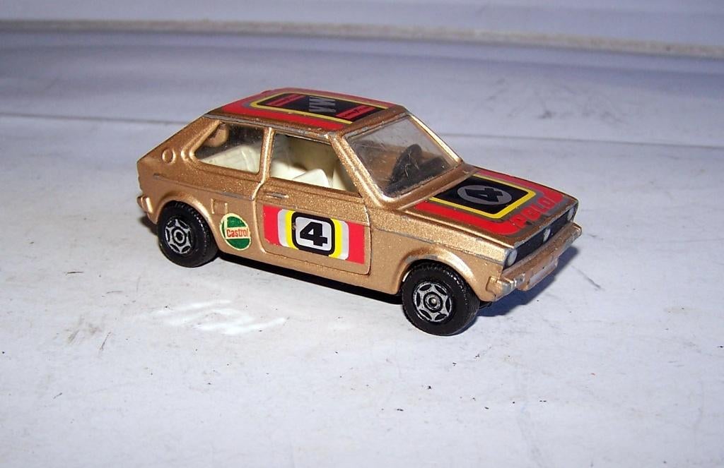 Prachtg vintage Corgi VW Polo Rally model. Izgs., Ophalen of Verzenden, Zo goed als nieuw, Auto
