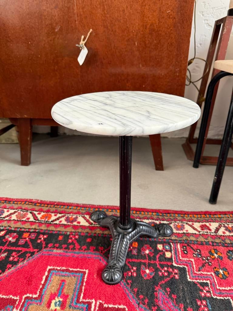 Klein marmeren tafel, ronde bijzettafel, bistrotafeltje