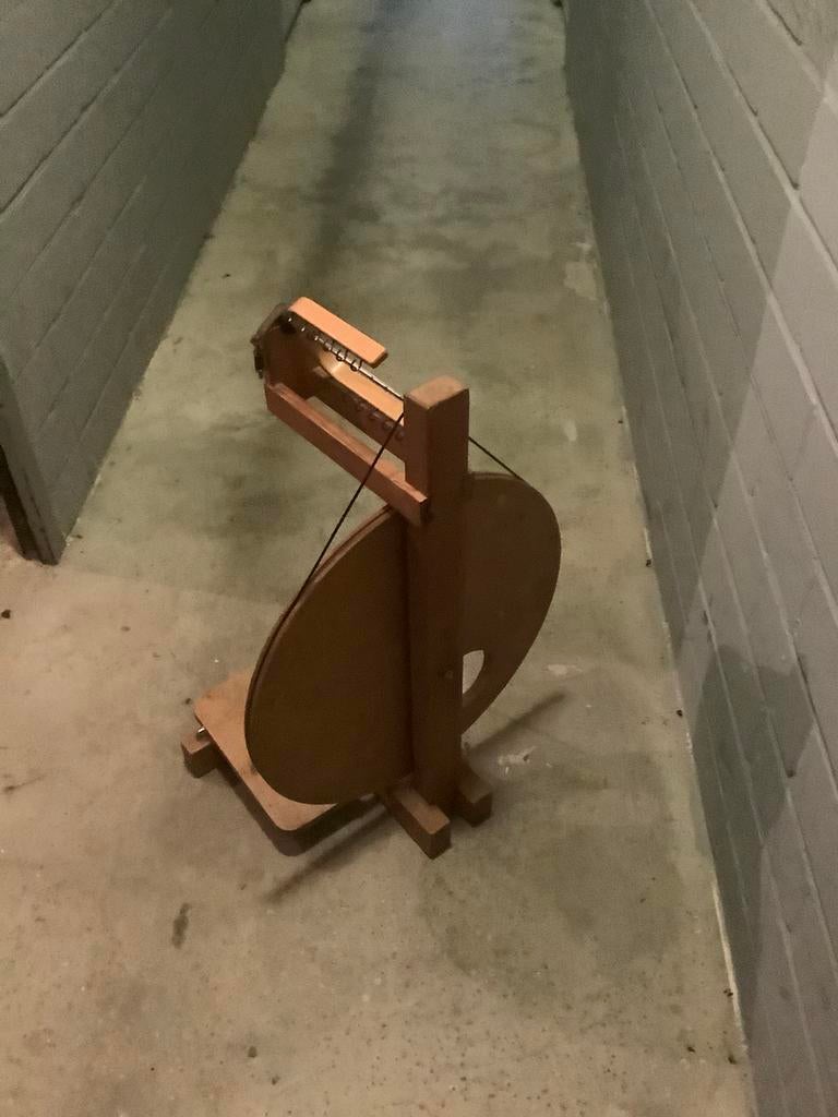 Louet spinnewiel, Ophalen, Zo goed als nieuw, Spinnewiel