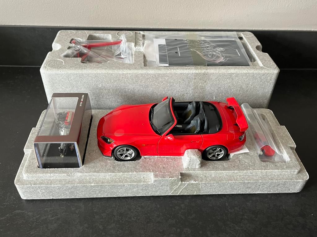 Honda S2000 TYPE S (2007) Rood 1:18 Motorhelix, Hobby en Vrije tijd, Modelauto's | 1:18, Ophalen of Verzenden, Nieuw, Auto, Overige merken