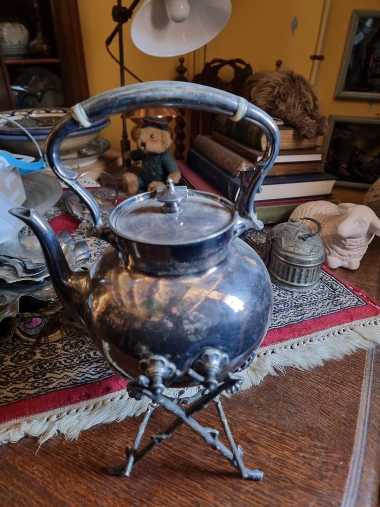Antieke verzilverde theeketel met rechaud, Ophalen of Verzenden, Zilver
