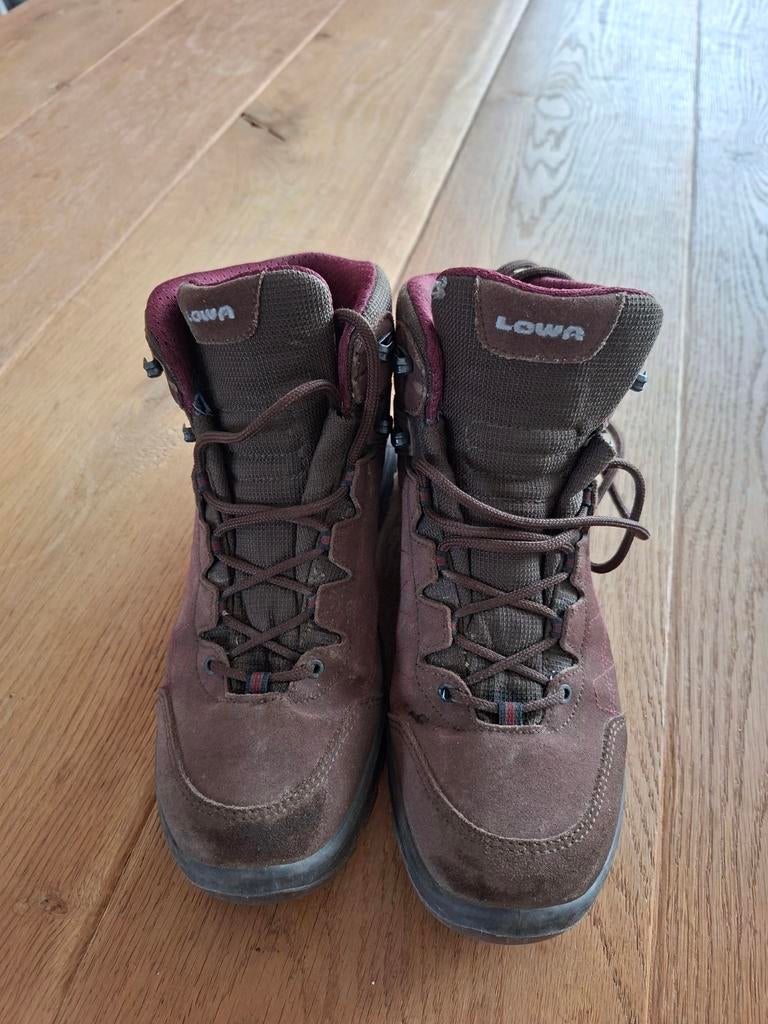 Wandelschoenen, Ophalen of Verzenden, Zo goed als nieuw, Schoenen