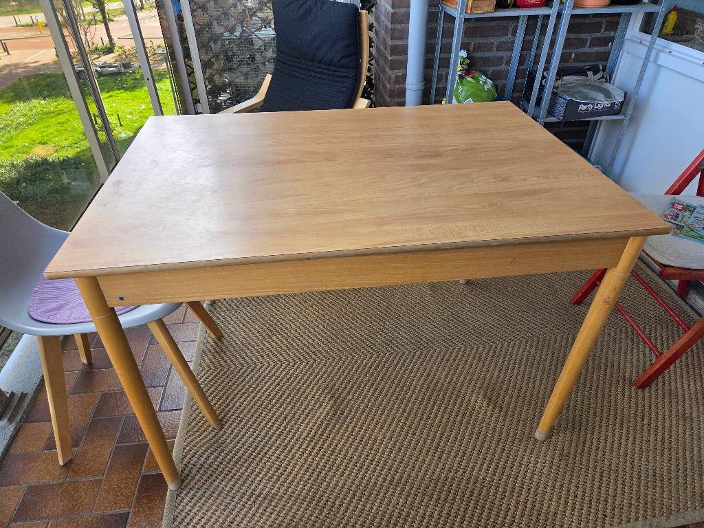 Table - wood, Ophalen, Gebruikt, 100 tot 150 cm, Wooden table, can be used as dinning table or desk