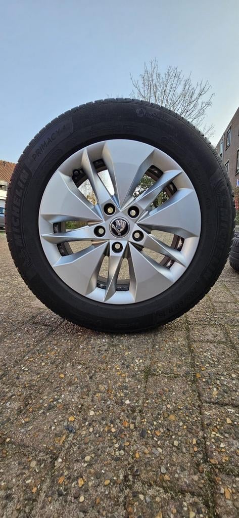 Skoda Octavia banden 16 inch, Ophalen, 16 inch, 205 mm, Band(en)