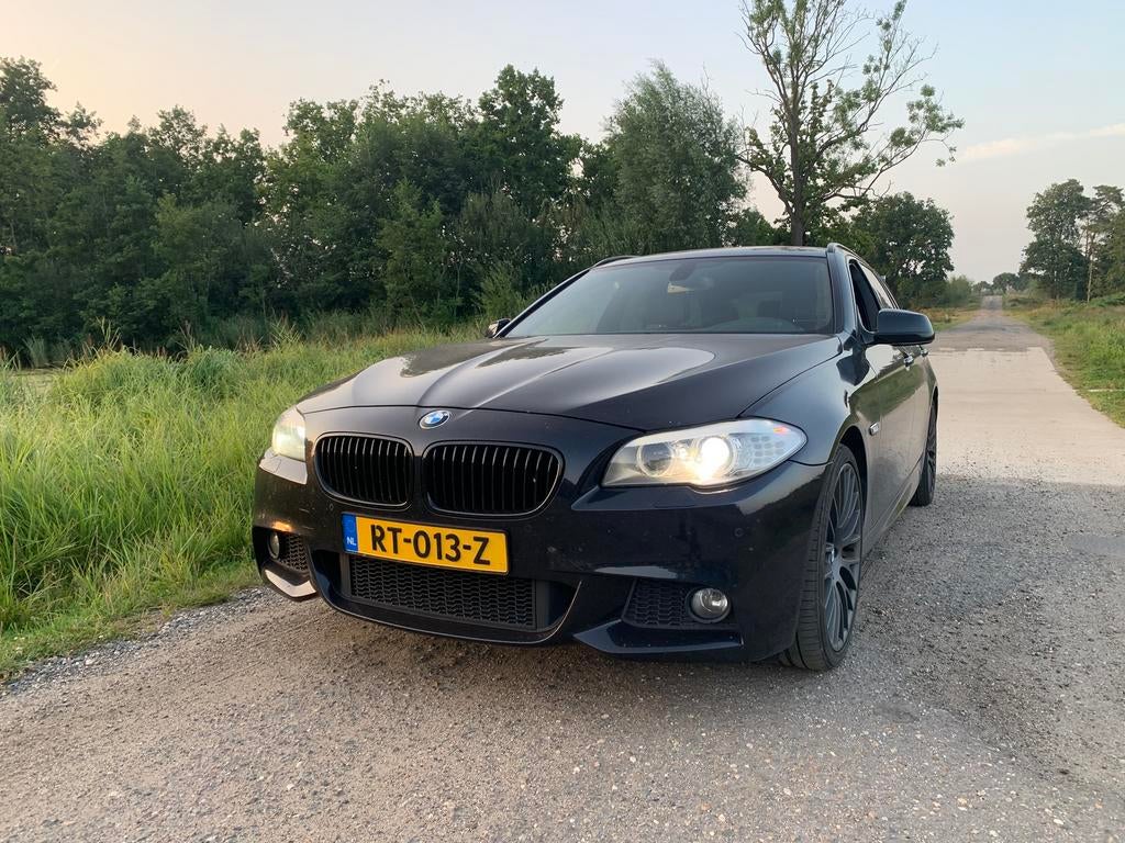 BMW 525, Automaat, Euro 5, Achterwielaandrijving, Zwart