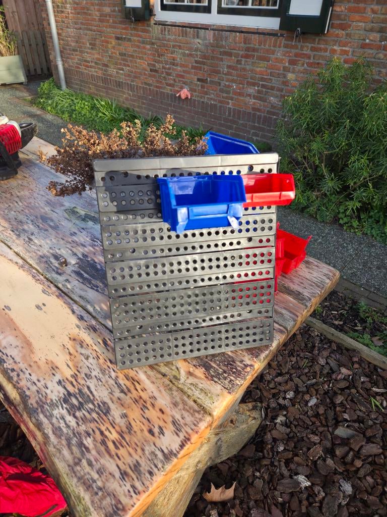 Gereedschaprek met bakjes - opbergsysteem, Ophalen of Verzenden, Gebruikt