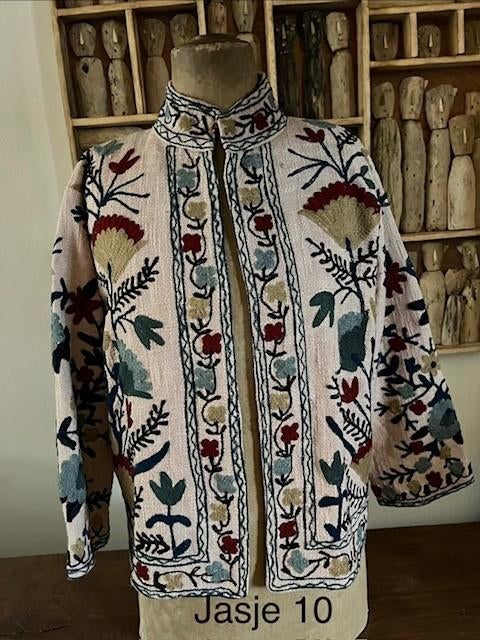 Jasjes, hand geborduurd uit India, kleding, jas, jasje, Kleding | Dames, Ophalen of Verzenden, Nieuw, Maat 38/40 (M), Wit