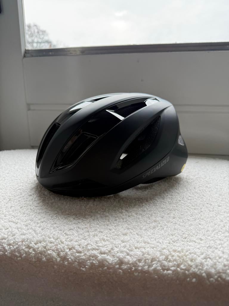 Specialized fietshelm maat M - Zeer nette staat, Ophalen of Verzenden, Zo goed als nieuw, M, Heer of Dame