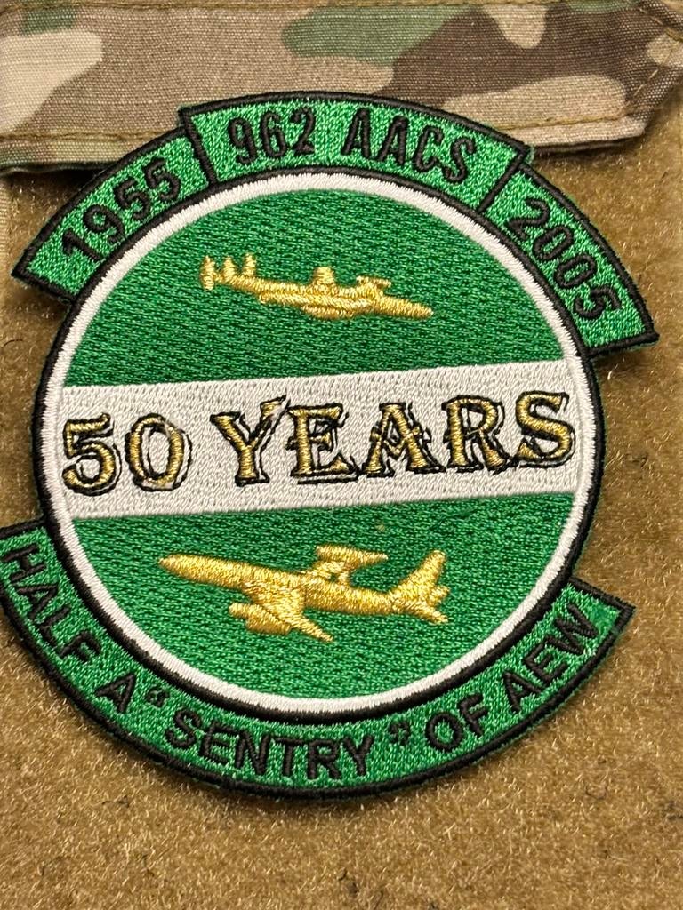50 years nato awacs embleem, Verzenden, Luchtmacht, Embleem of Badge