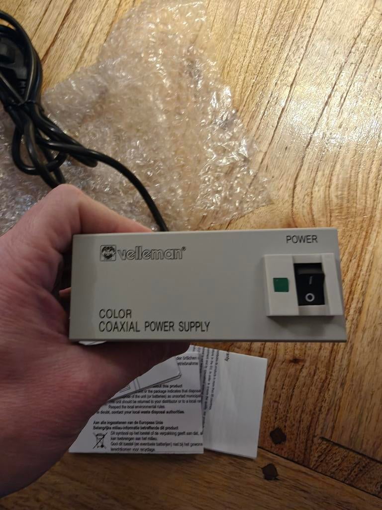 Velleman Kleur Coaxiale Voeding CAMCOLBUL2/SP1, Ophalen of Verzenden