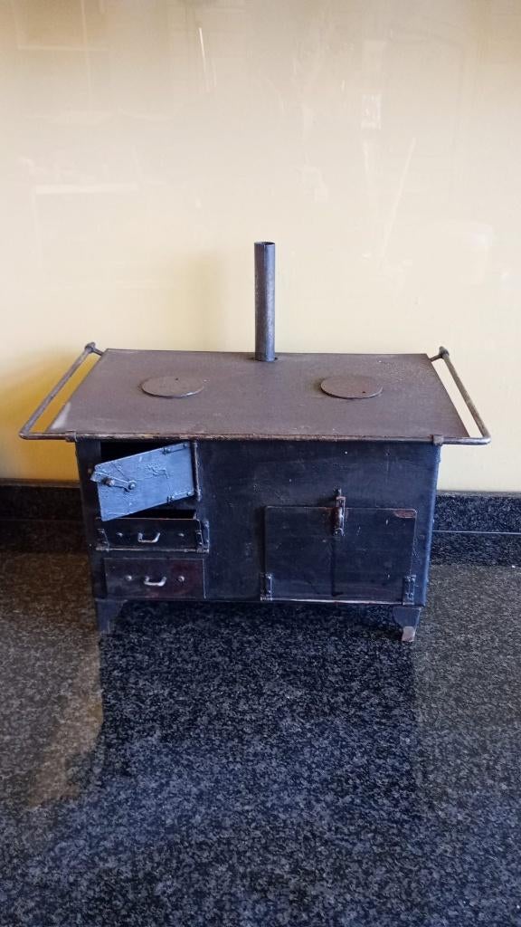 Antiek kinderfornuisje, Antiek en Kunst, Antiek | Speelgoed, Ophalen of Verzenden