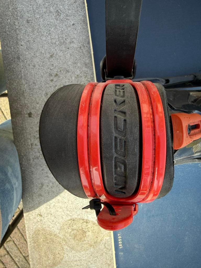 Snowboard met bindingen - Rossignol en Nidecker, Sport en Fitness, Snowboarden, Ophalen of Verzenden, Gebruikt, Board