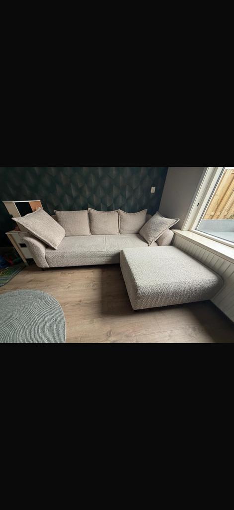 Beige elsa bank + hocker, Ophalen, Zo goed als nieuw, Stof