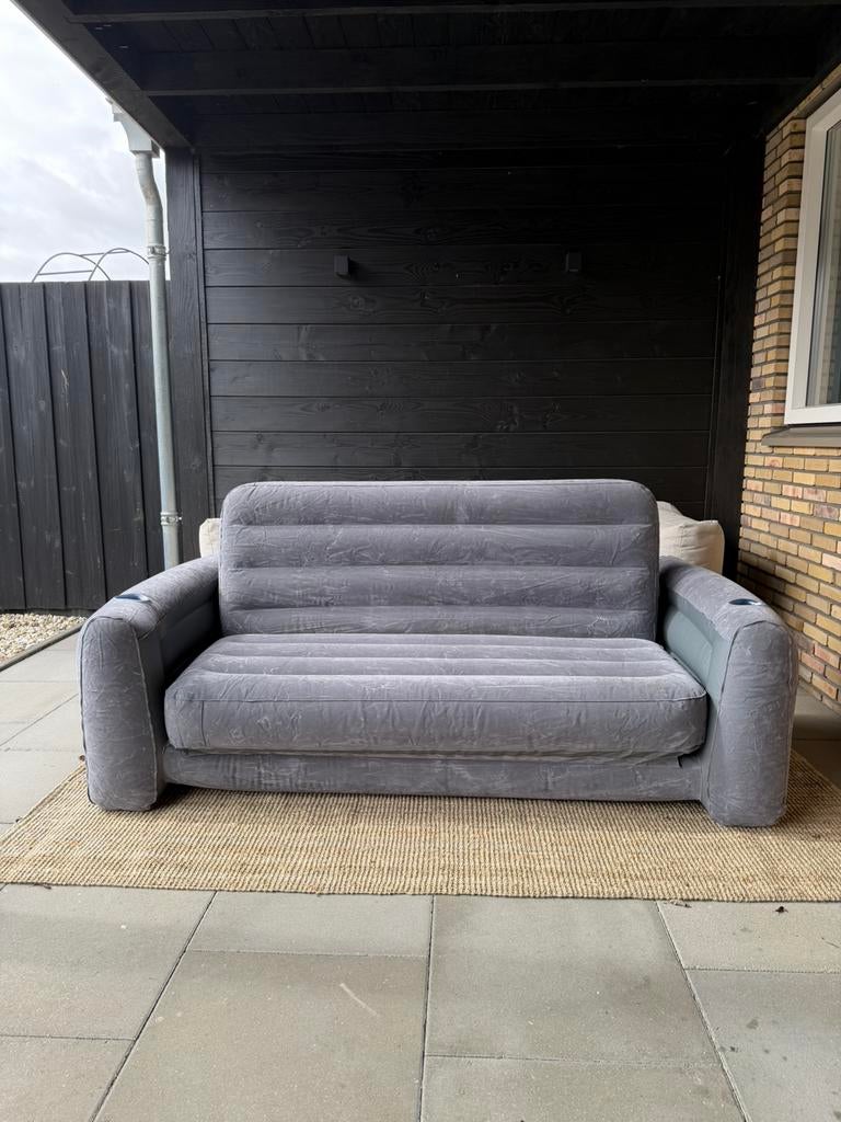 Intex Opblaasbare bank / luchtbed / camping / verhuizing, Ophalen, Zo goed als nieuw