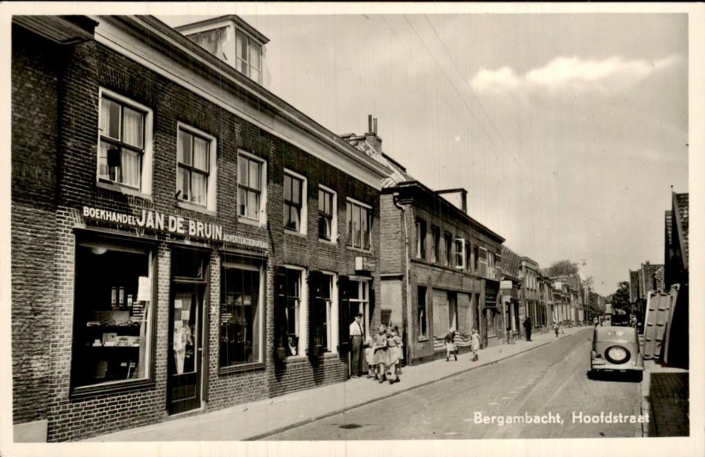Bergambacht - Hoofdstraat - Boekhandel Jan de Bruin, Ophalen of Verzenden, 1940 tot 1960, Gelopen, Zuid-Holland