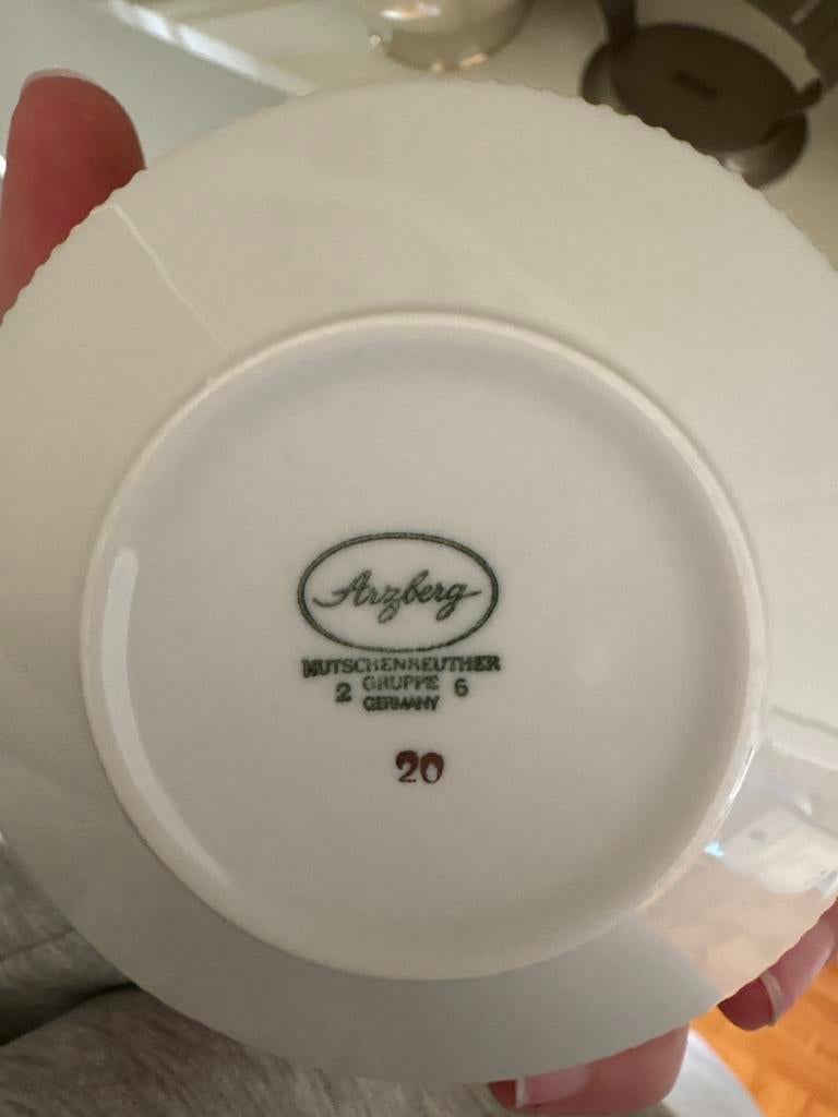 Arzberg Hutschenreuther servies set, Huis en Inrichting, Keuken | Servies, Gebruikt, Ophalen of Verzenden, Effen, Porselein