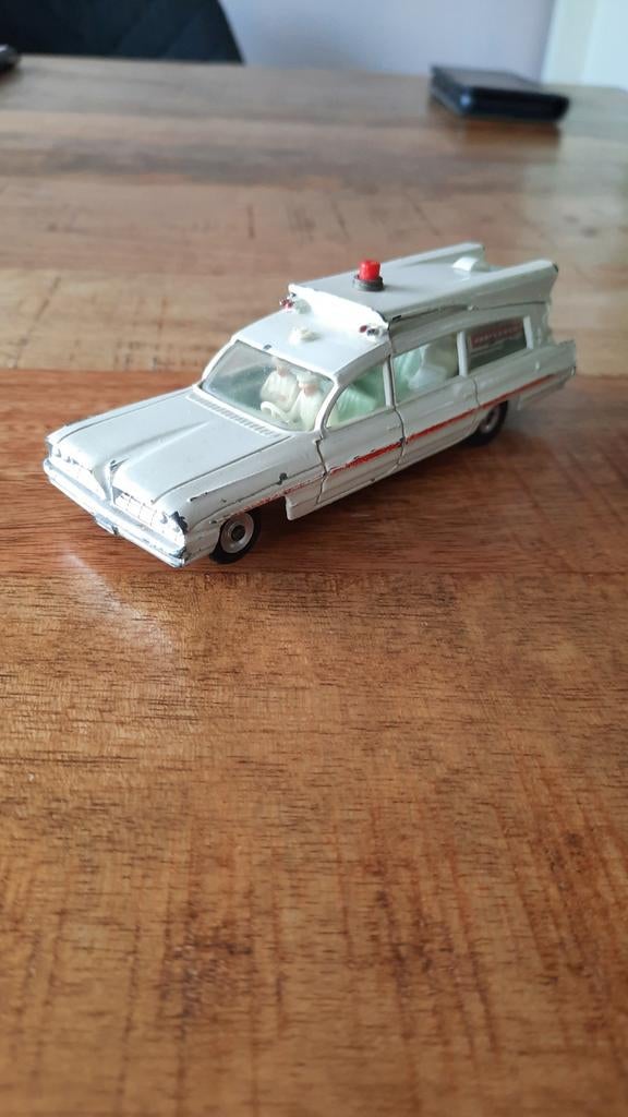 Dinky toys Superior criterium Ambulance., Ophalen of Verzenden, Gebruikt, Auto, Dinky Toys