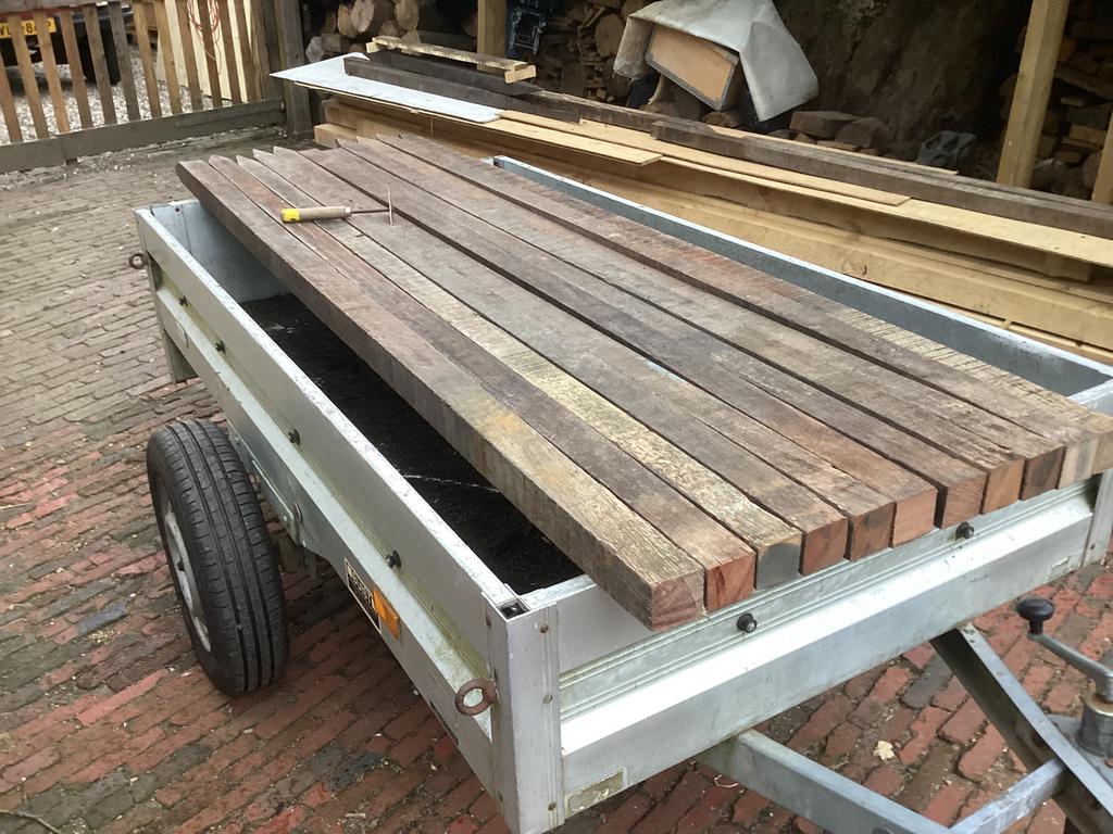 Azobe 6 x 6 x 250, Tuin en Terras, Ophalen of Verzenden, 250 cm of meer, Palen, Hardhout