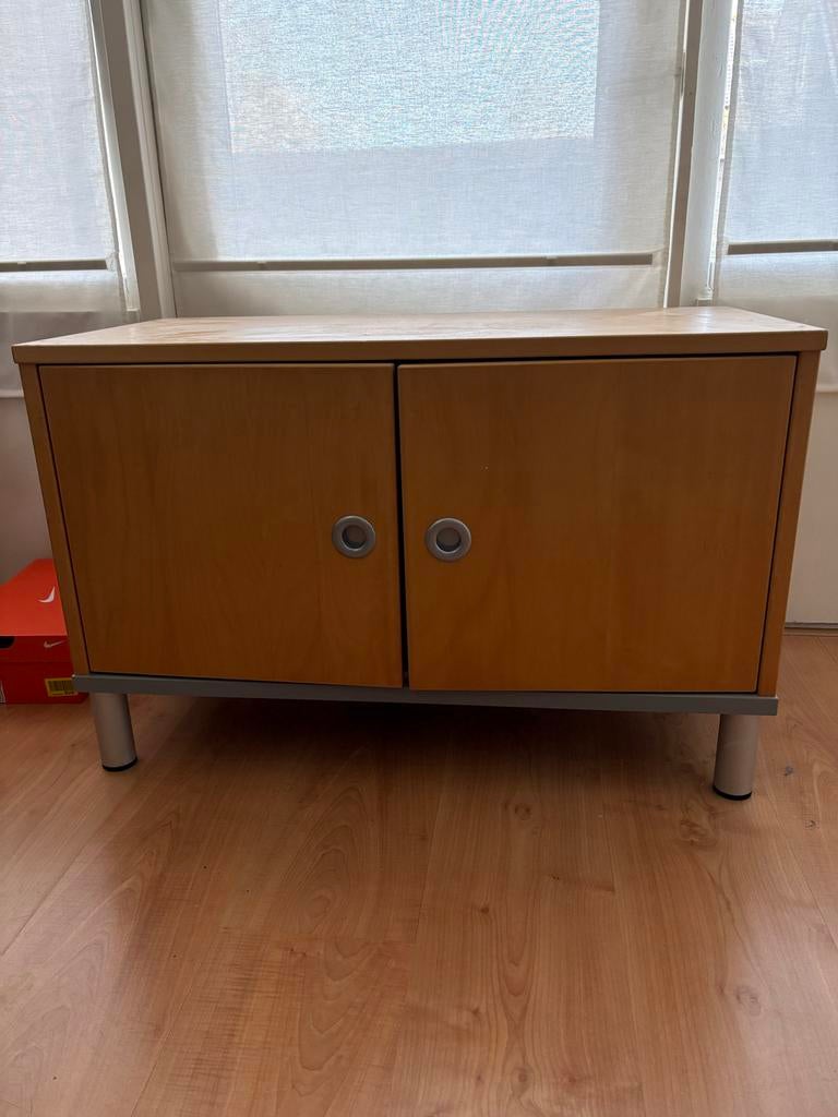 Houten kastje met twee deuren, Ophalen of Verzenden, Gebruikt