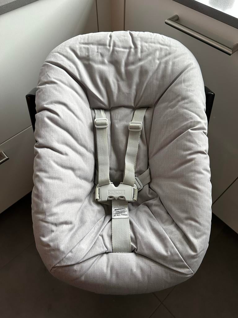 Stokke Tripp Trapp Newborn set, Kinderen en Baby's, Kinderstoelen, Ophalen, Zo goed als nieuw, Overige typen, Gordel(s)