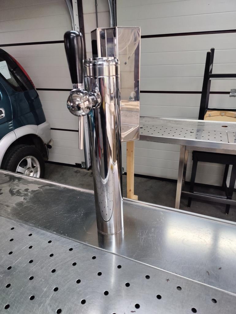 Mooie Tapzuil met verlichting., Overige merken, Onbekend, Ophalen of Verzenden, Zo goed als nieuw