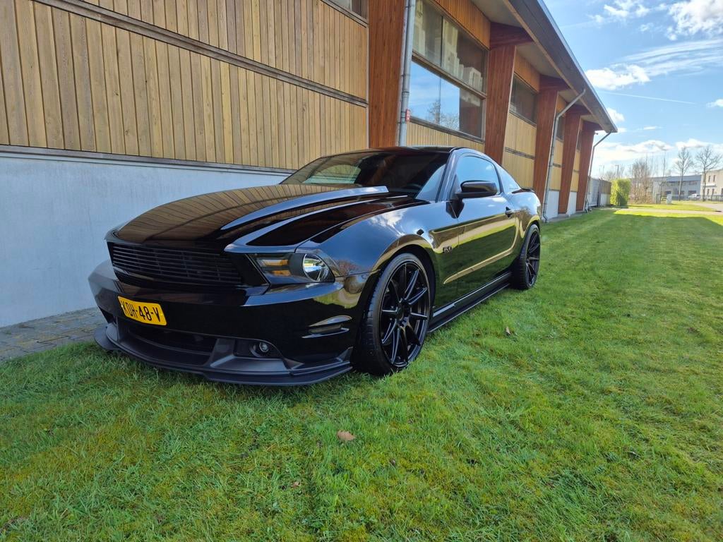 Ford mustang 5.0 V8, Achterwielaandrijving, 5000 cc, Zwart, Leder