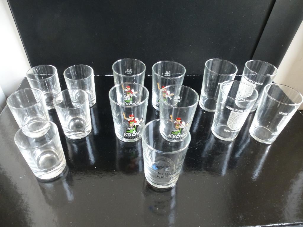 14 borrelglaasjes, Ophalen of Verzenden, Zo goed als nieuw, Borrel- of Shotglas