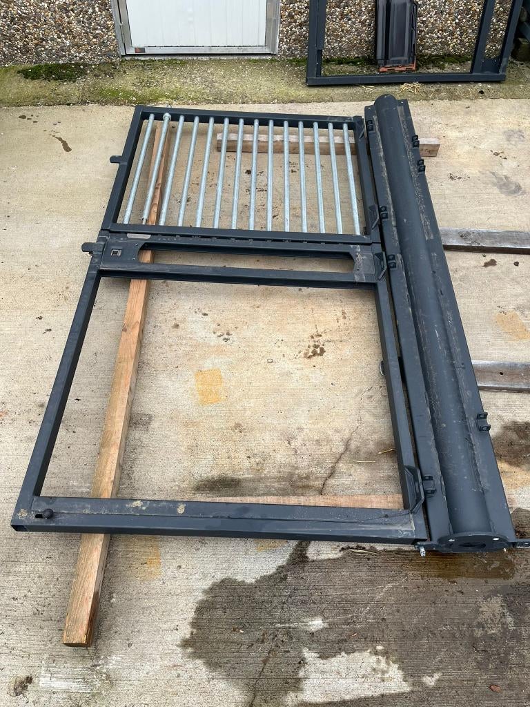 LAATSTE STUK! 2delige paardenstal deur, staldeur, Dieren en Toebehoren, Stalling en Weidegang