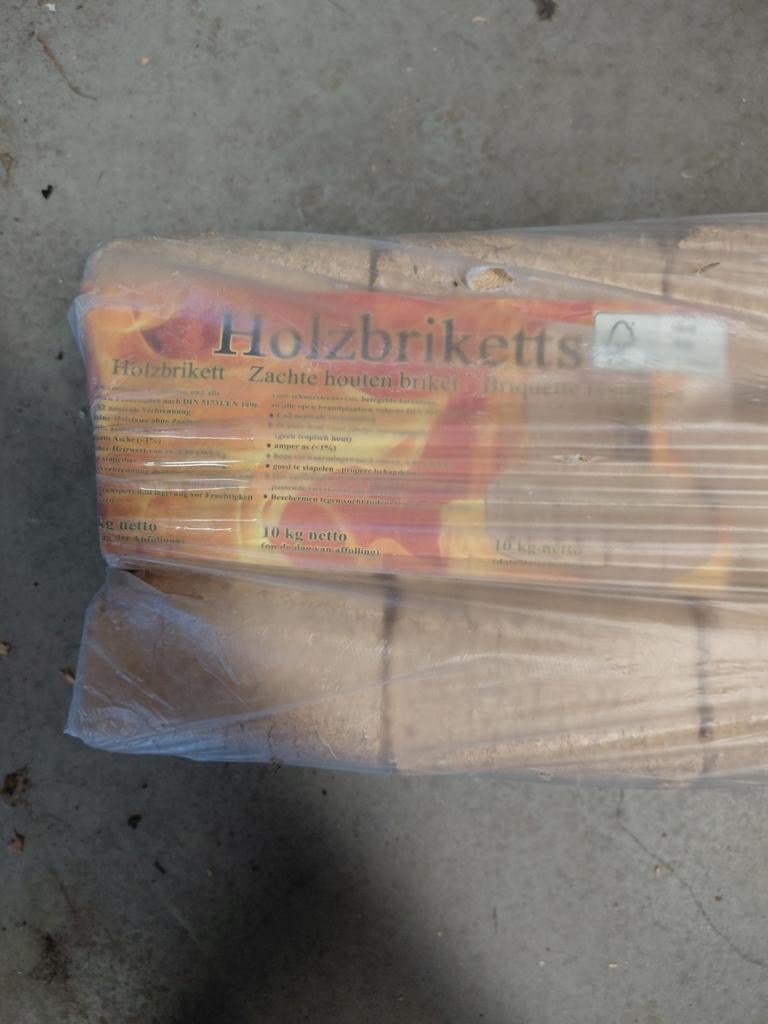 Houtbrikketten ruf 5 pakken, Ophalen, Nieuw, Minder dan 3 meter, Minder dan 1 meter